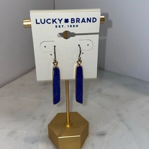 Lucky brand gold earrings with lapis stone